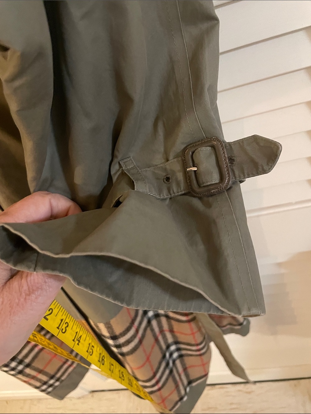 Burberrys’ Olive Double Breasted Trench Coat Signature Check Plaid Hem Vtg - Picture 9 of 16